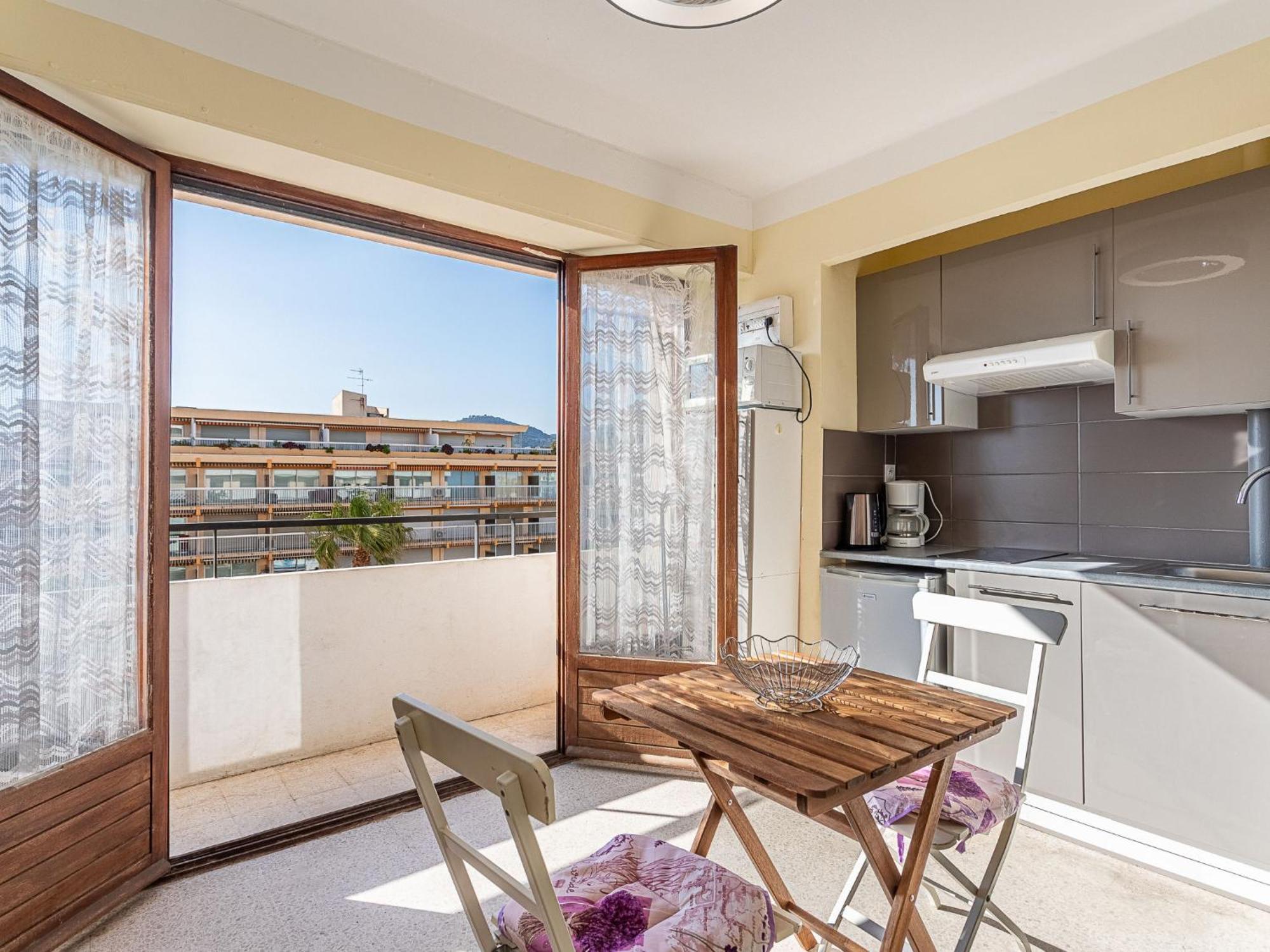 Studio Le Grand Large-4 By Interhome Льо Лаванду Екстериор снимка